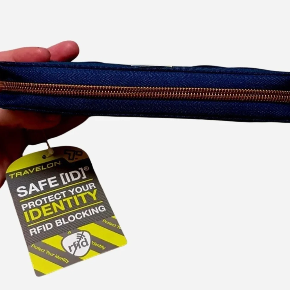 Travelon RFID Blocking Safe ID Wristlet - Picture 4 of 5